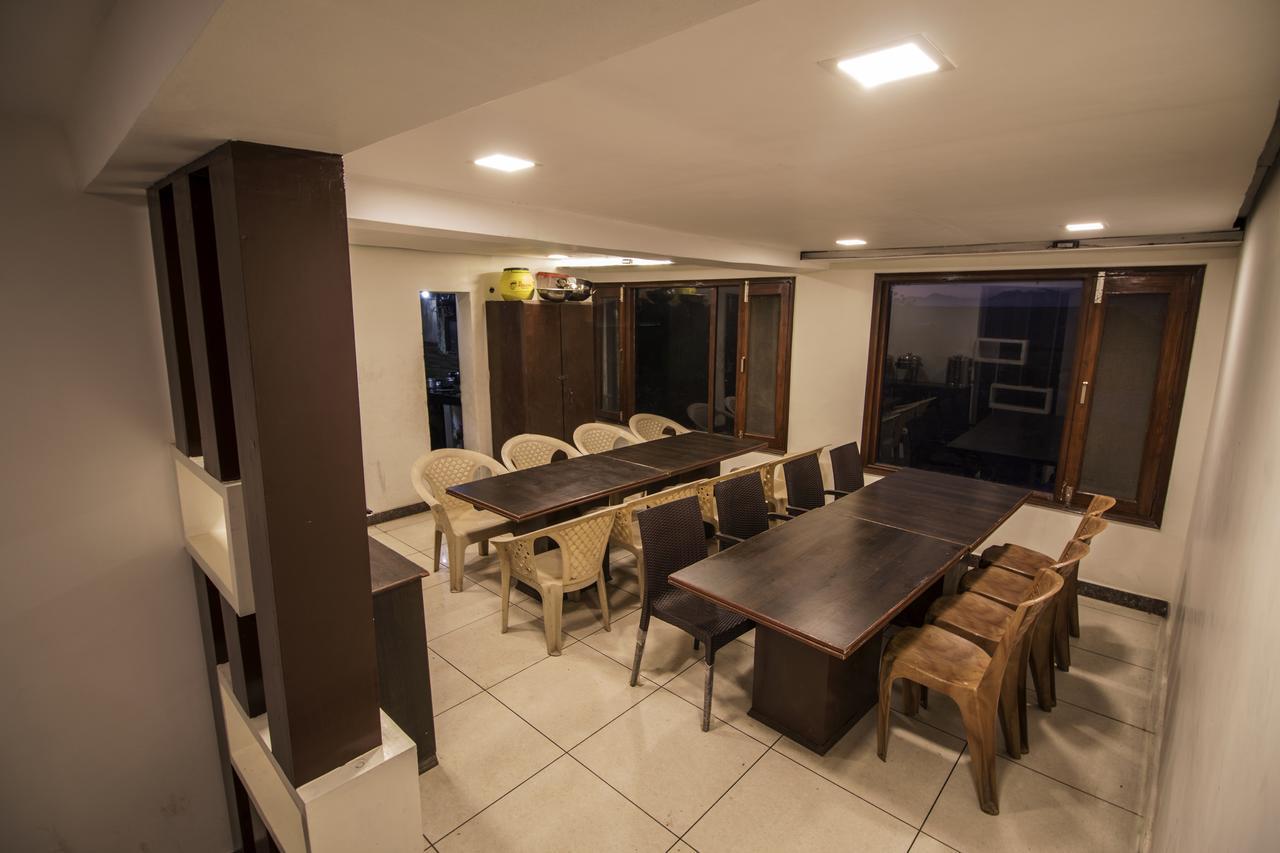 Holiday Plaza Hotel Dalhousie Luaran gambar